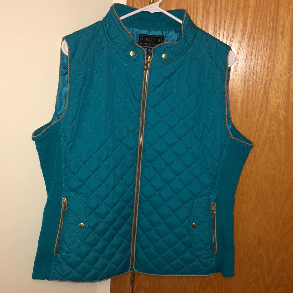 C’esttoi 2XL women’s turquoise vest worn once